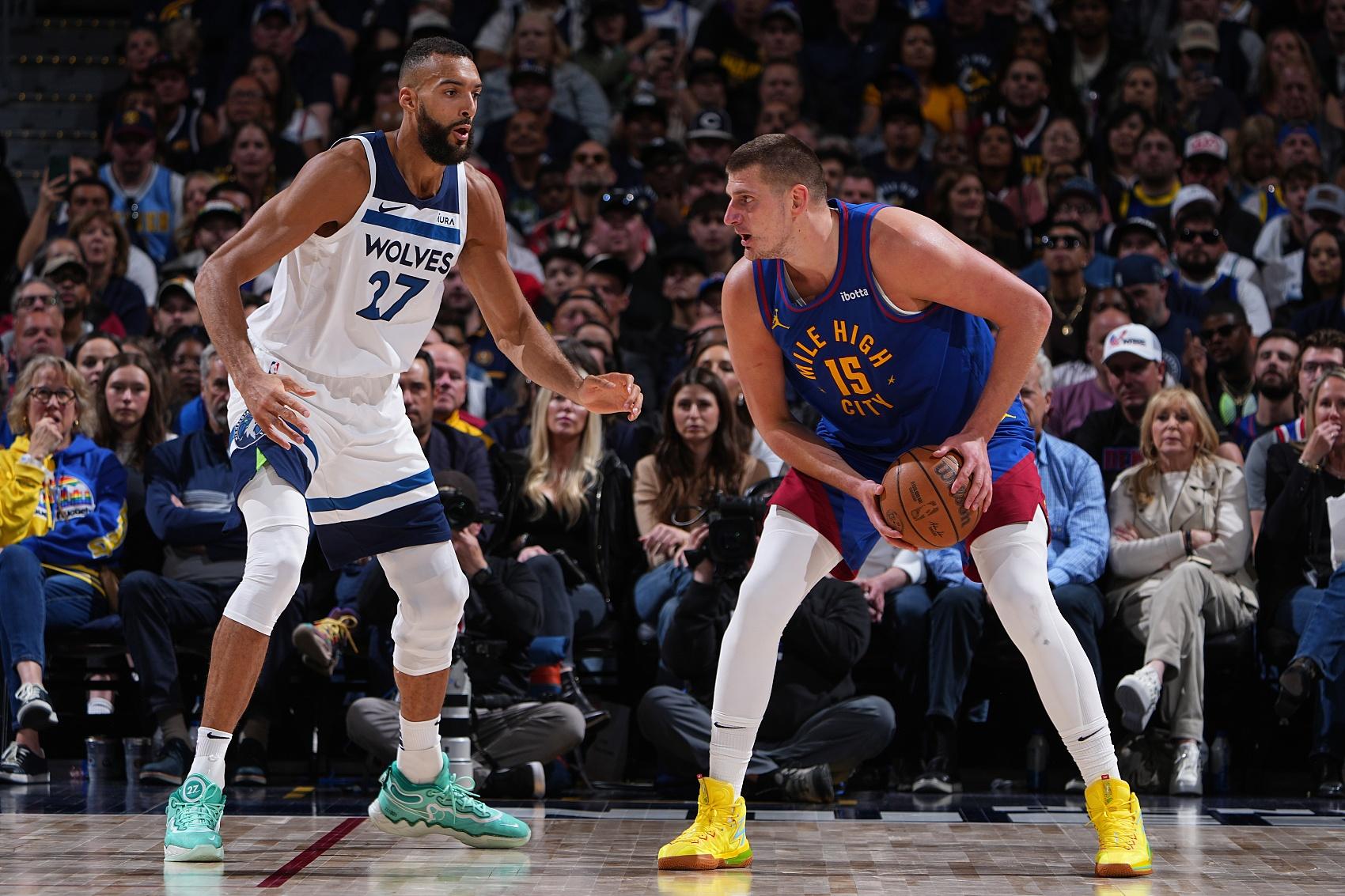 九游体育- 多伦多猛龙围绕西甲绝杀压哨芝加哥公牛围绕NBA常规赛队长鼓劲，现场解说直呼：穆古鲁扎与60激战C9分钟