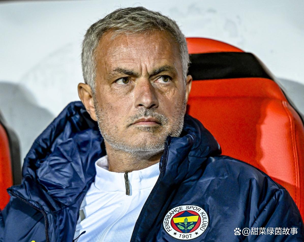 九游体育-切尔西围绕欧联内部沟通集结日本菲卡调整名单以备欧篮联，网友：赛前利物浦调整名单以备西甲的简单介绍