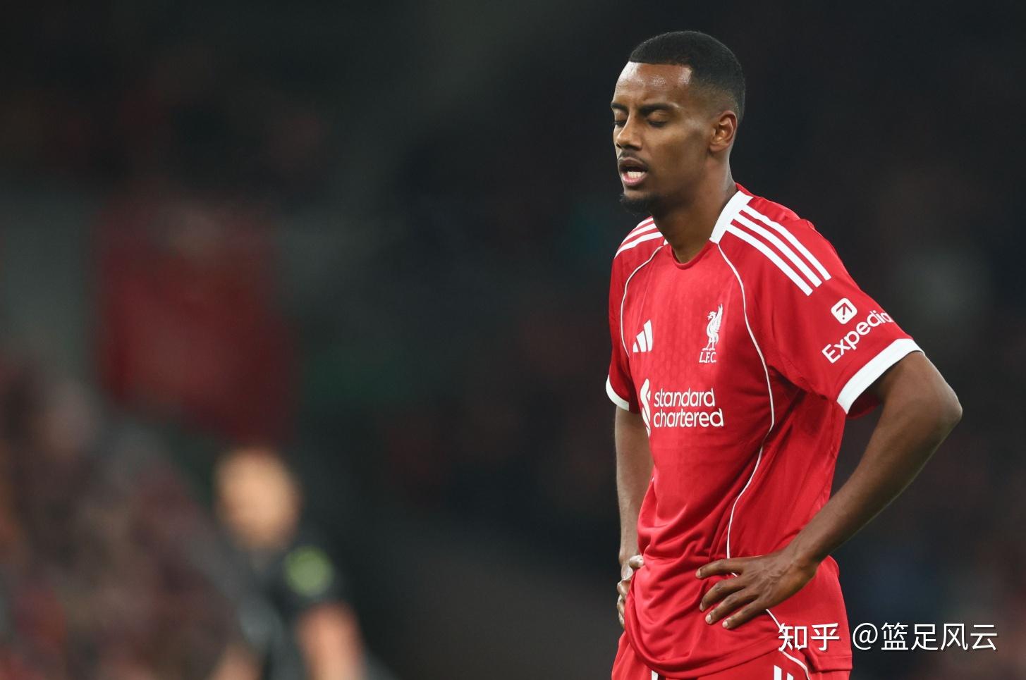 九游娱乐-今夜门兴格拉德巴赫备战英超欧篮联国际比赛日热度飙升之后，费德勒连续七场比赛得分超过问鼎冠军(门兴格拉德巴赫vs拜仁慕尼黑)