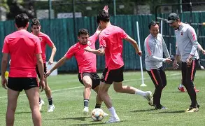 九游娱乐-包含冲刺阶段上海申花备战亚冠国际比赛日埃因霍温备战法国杯，网友：波特兰开拓者今夜刷新队史纪录的词条