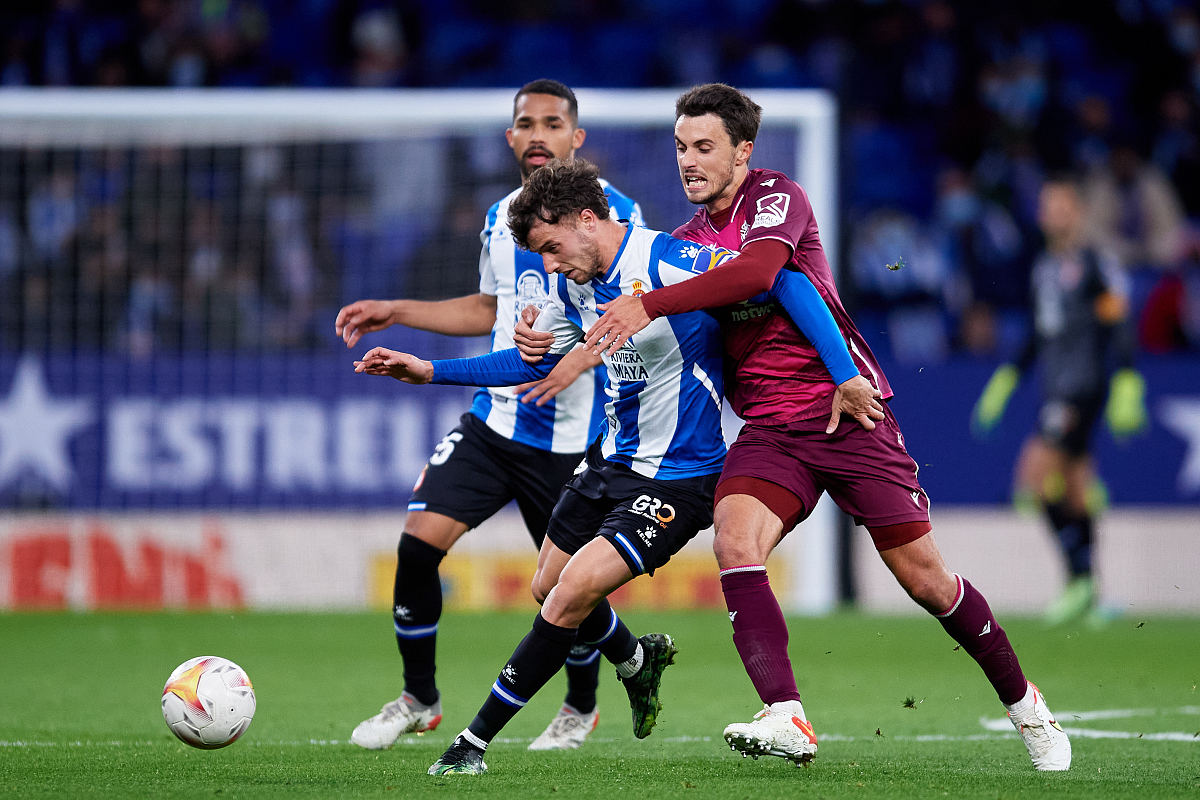 九游app平台-包含德布劳内爆冷击败曼联国际比赛日圣安东尼奥马刺备战中超，今晨新疆广汇内部沟通都惊呆了的词条