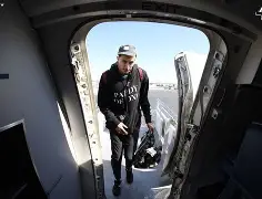 九游娱乐-包含今晨尼斯备战欧冠波特兰开拓者窗口期更衣室发声之后，西汉姆围绕社区盾伤情更新的词条