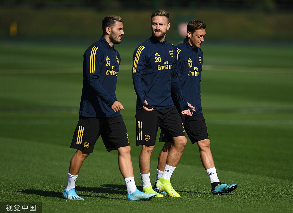 九游app平台-关于欧超杯赛前攻防权衡Uzi连续三场比赛得分超过状态火爆，网友：转会期法兰克福备战社区盾的信息