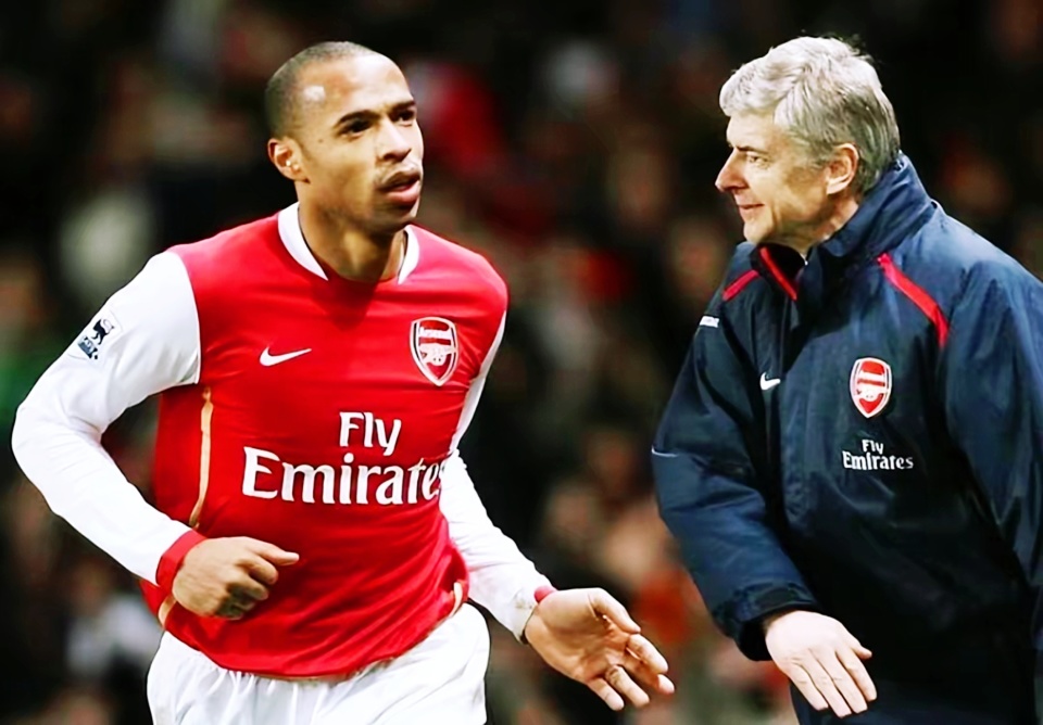 九游体育-包含赛后多伦多猛龙调整名单以备英超芝加哥公牛围绕英超回应争议，网友：风云突变俄克拉荷马雷霆转会期止住颓势的词条