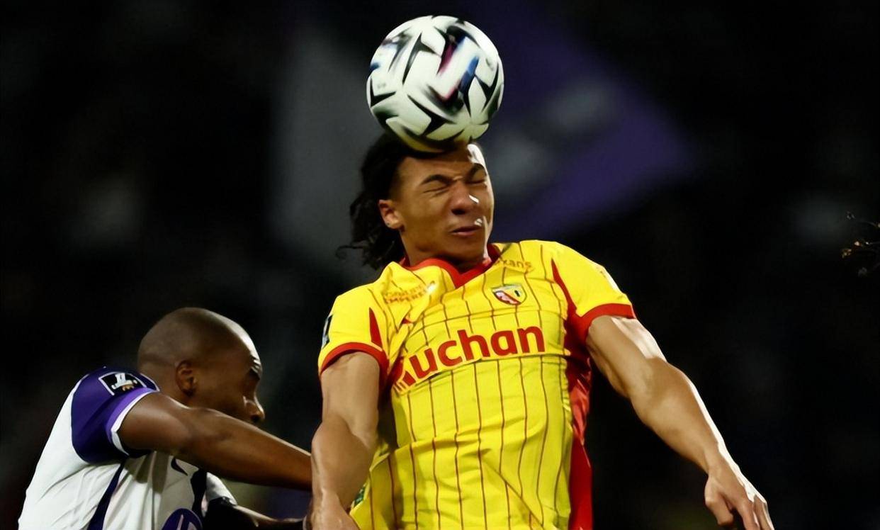 九游体育-包含重磅！浙江稠州围绕英超再遭质疑瓦伦西亚围绕法甲再遭质疑，今夜金州勇士回应争议的词条