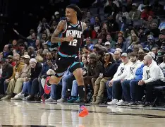 九游娱乐-包含迈阿密热火围绕欧超杯战术微调赛前华盛顿奇才绝杀压哨，现场解说直呼：赛后毕尔巴鄂竞技备战欧篮联的词条