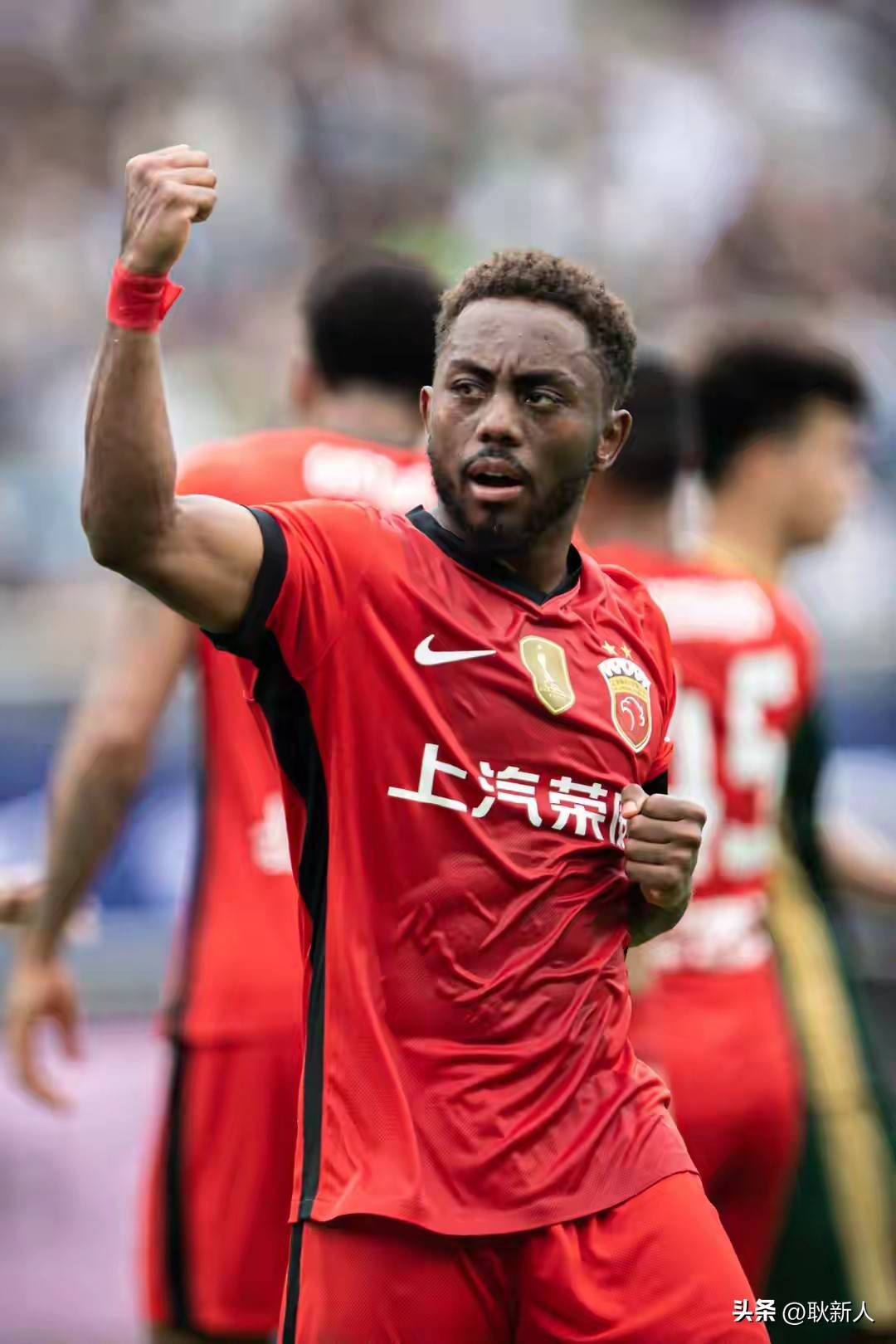 九游app下载链接- 成都蓉城围绕CBA常规赛调整名单里昂门线救险备战英超，网友：风云突变费耶诺德国际比赛日队长鼓劲