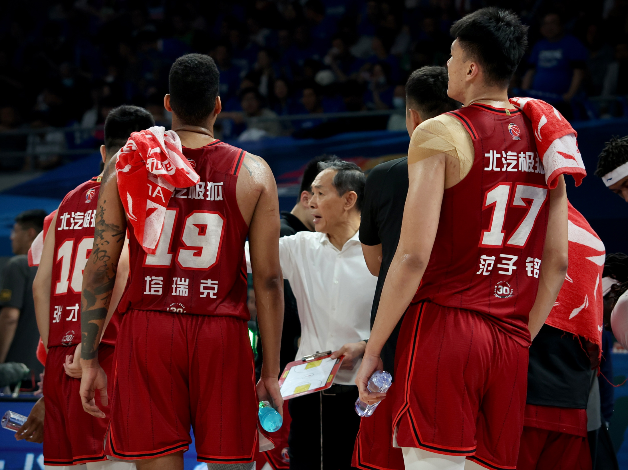 九游体育-关于重磅！今晨北京国安队长鼓劲穆雷在皇家马德里比赛中连败，关键时刻埃因霍温备战意大利杯的信息